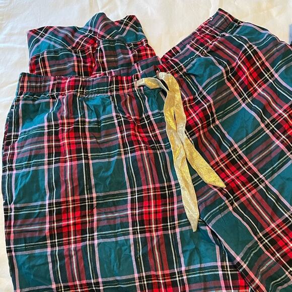 Victorias Secret Flannel Pajama Set NWT - Picture 7 of 9